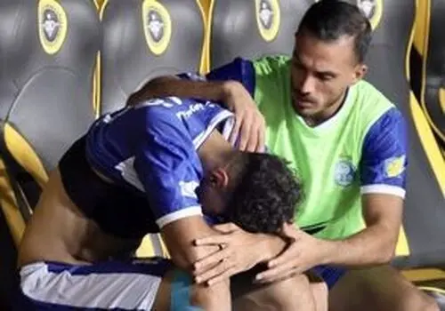 رسمی قنبری استقلالی شد