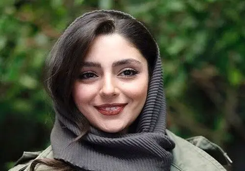 رازهای تلخ و پنهان زندگی هستی مهدوی: از اعتیاد پدر تا خودکشی جلو چشمان او