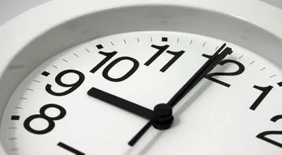 فلسفه تغییر ساعت رسمی در کشورهای مختلف