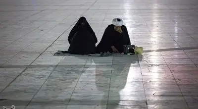  مراسم احیای شب عاشورا در مسجد جمکران 