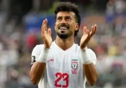 پست مشابه ساشا سبحانی و رامین رضاییان جنجالی شد