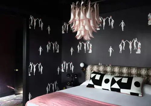 اشیایی که نباید در اتاق خواب نگه دارید

