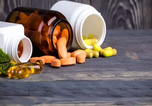 آیا مصرف مکمل‌ها بدون خطر هستند؟
