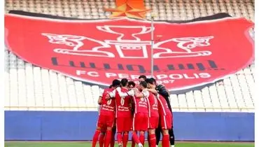 بازیکن پرسپولیس به استقلال اوکی داد!
