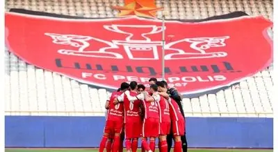 بازیکن پرسپولیس به استقلال اوکی داد!
