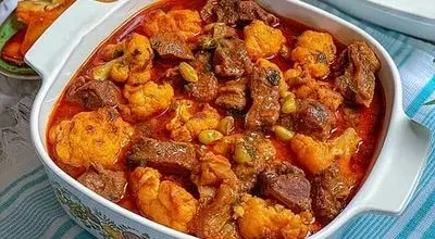 طرز تهیه خورش گل کلم در سه سوت 