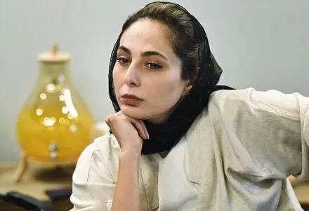 چهره رعنا آزادی‌ور در «فیل» لو رفت+عکس