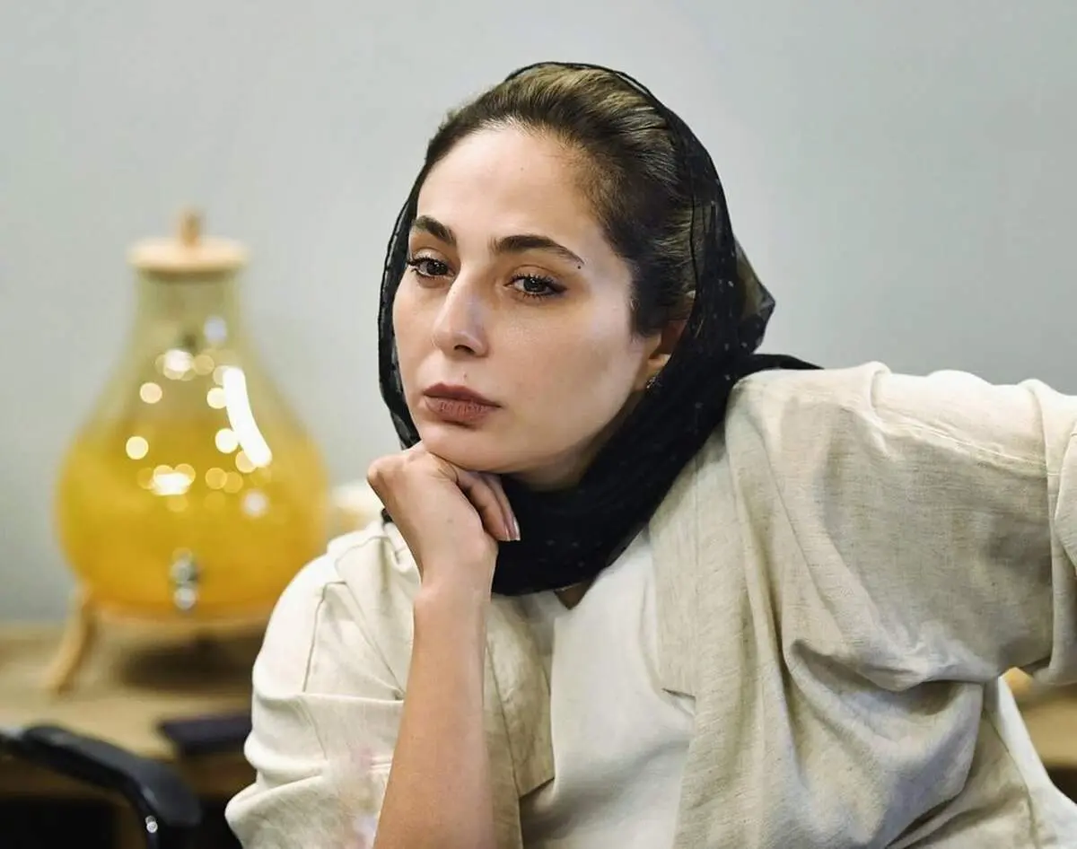 چهره رعنا آزادی‌ور در «فیل» لو رفت+عکس