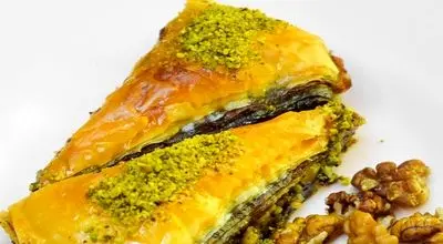 راز تهیه باقلوای مجلسی با خمیر هزارلا در کمترین زمان+ ویدیو