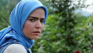 سپیده خداوردی ؛گلرخ سریال از یاد رفته با یک استایل پاییزی جلب توجه کرد