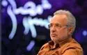 سقوط وحشتناک مجری تلویزیون از روی بشکه/ویدیو 