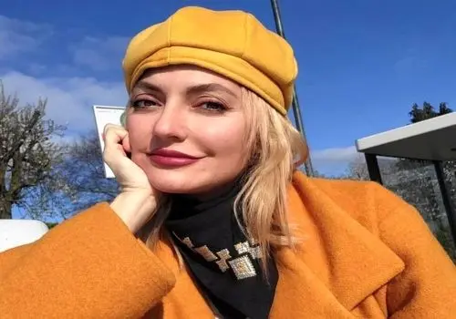 عکسی زیرخاکی از مهناز افشار وقتی چادری بود+عکس