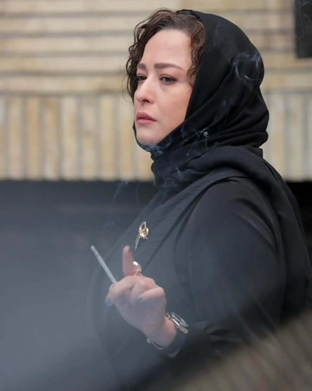 عکس‌های جذاب مهراوه شریفی‌نیا در سریال زخم کاری!