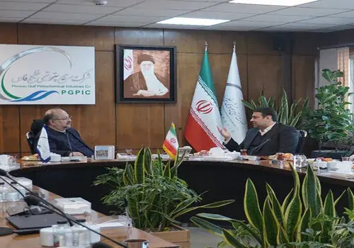 نقش بانوان و جوانگرایی در سیاست‌های بانک ملی ایران