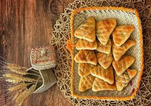 دستور پخت پیتزا رومن خانگی، یک تجربه ایتالیایی در آشپزخانه شما
