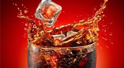 چرا نوشابه با وعده غذایی دشمن بدن است؟

