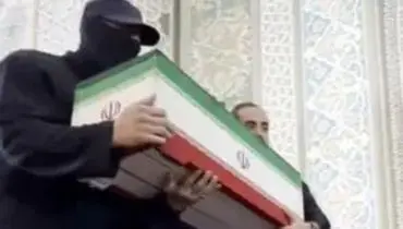 هویت فرد مرموز روز تشییع رهبر انقلاب مشخص شد+عکس و فیلم
