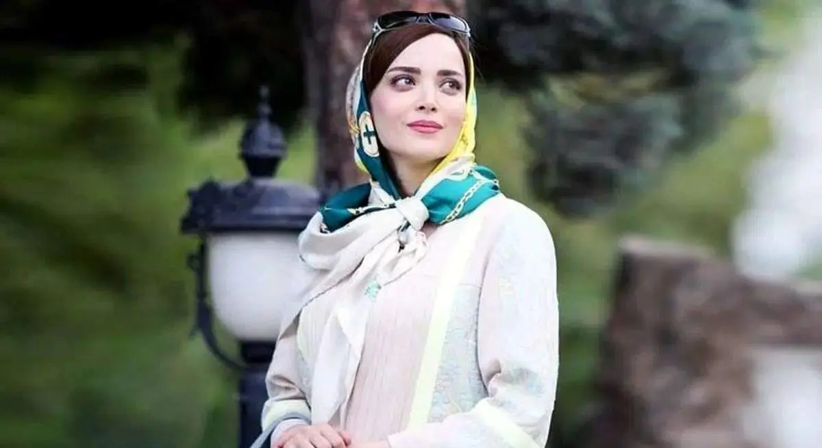 تیپ ساحلی جنجالی بهنوش طباطبایی: موجی از سادگی و زیبایی!
