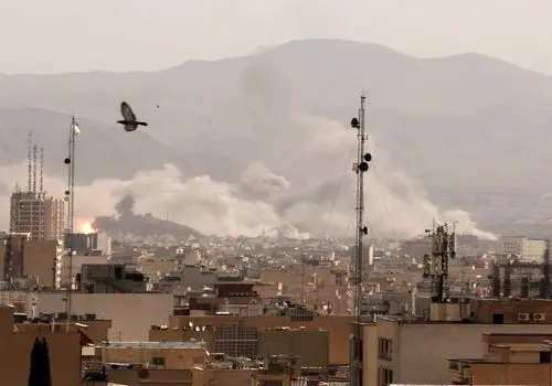 حمله دشمنان متجاوز آمریکایی - صهیونیستی به شهر قم