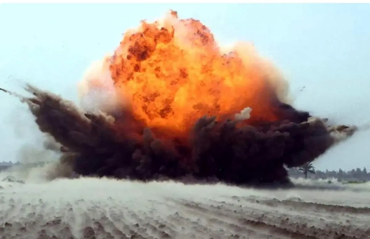 هنگام شنیدن صدای انفجار این کارها؛ ممنوع!