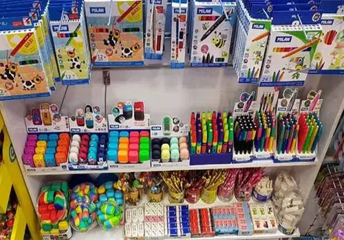 کرومی و لبوبو بازار لوازم التحریر را به دست گرفتند