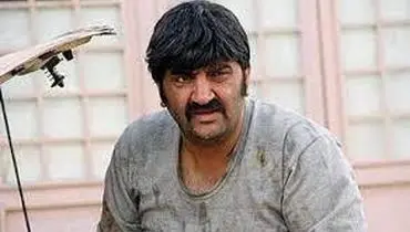 علیرضا استادی: ما به‌عنوان هنرمند از مردم عقب می‌مانیم + فیلم
