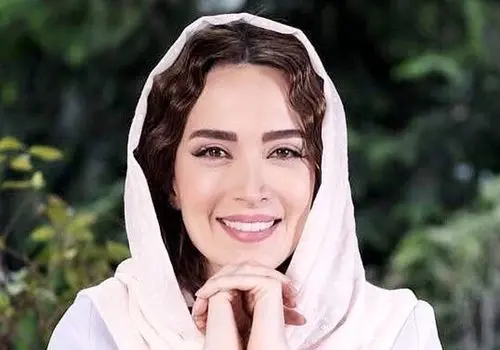 تقدیر احساسی بهنوش طباطبایی از گلاب آدینه!