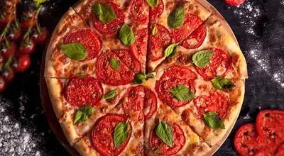 طرز تهیه پیتزا مارگاریتا ایتالیایی خوشمزه
