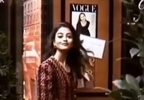 جذابیت و وقار طبیعی‌ آیشواریا رای در ۲۱ سالگی/ویدیو 