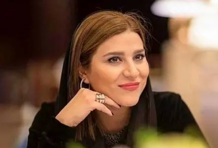 استوری سحر دولتشاهی بر فراز آسمان به مناسبت روز سعدی