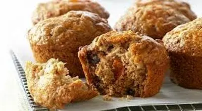 طرز تهیه مافین خرمالو؛ دسر خوشمزه پاییزی / برای شب یلدا حتما درست کن!