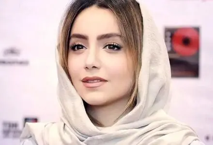 چهره متفاوت نازنین بیاتی در میان هوادارانش + فیلم