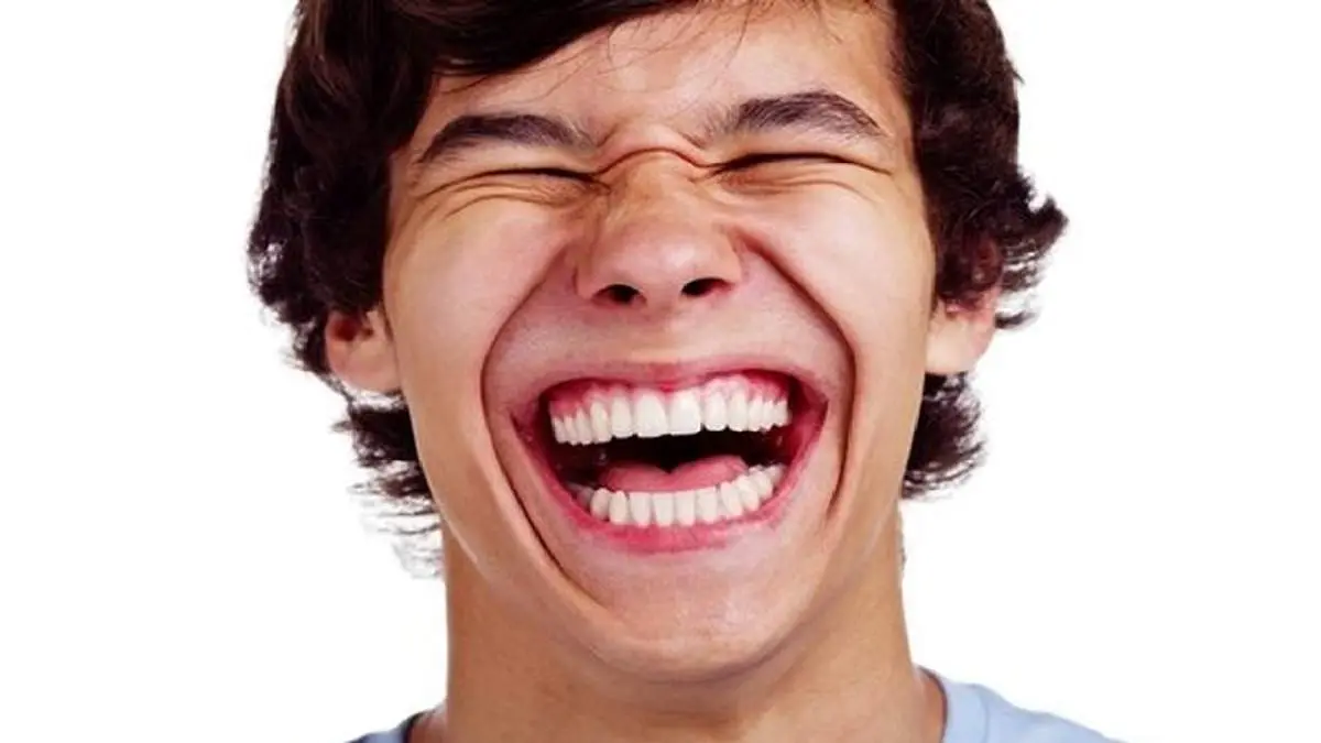 فواید باورنکردنی خنده درمانی برای سلامت قلب
