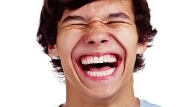 فواید باورنکردنی خنده درمانی برای سلامت قلب
