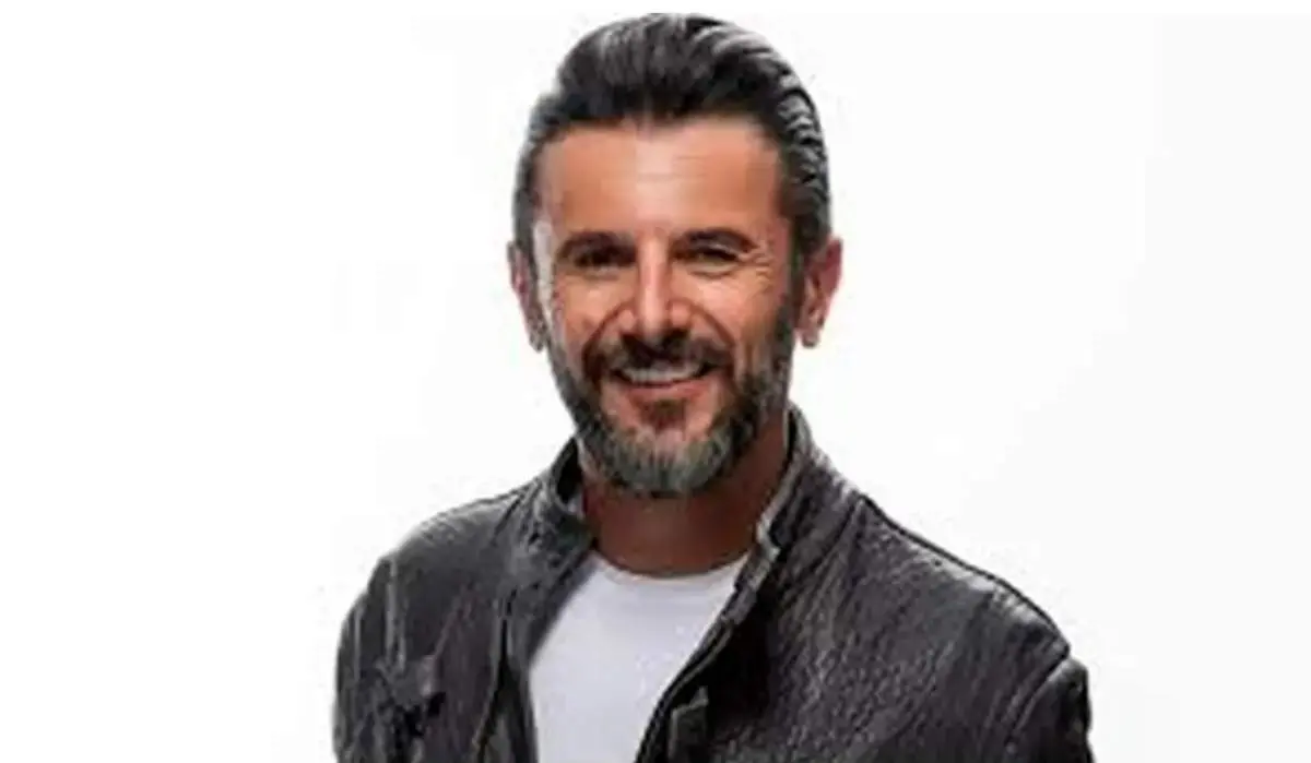 سلفی حیایی و علیرضا خمسه در پشت صحنه فیلم جدید سروش صحت