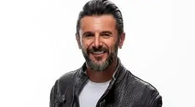 سلفی حیایی و علیرضا خمسه در پشت صحنه فیلم جدید سروش صحت