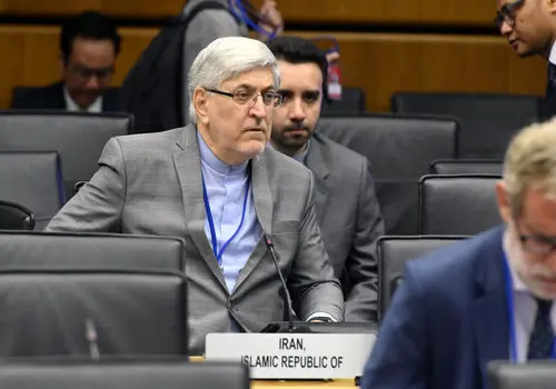 آسوشیتدپرس مدعی شد: غرب یک قطعنامه‌ ضدایرانی به شورای حکام ارائه می دهد
