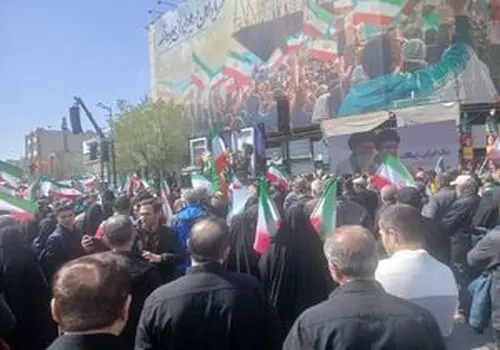 تصویری از دست و انگشتری شهید لاریجانی که سالم مانده است+عکس
