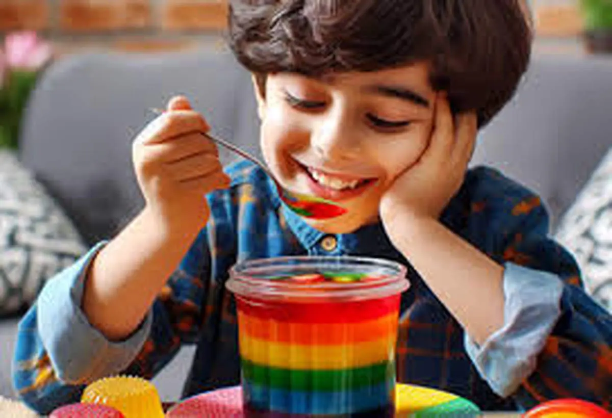 آیا خوردن ژله باعث چاقی صورت می‌شود؟