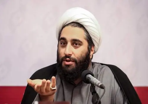  تصویری از حضور حامد کاشانی در حسینیه امام خمینی(ره)