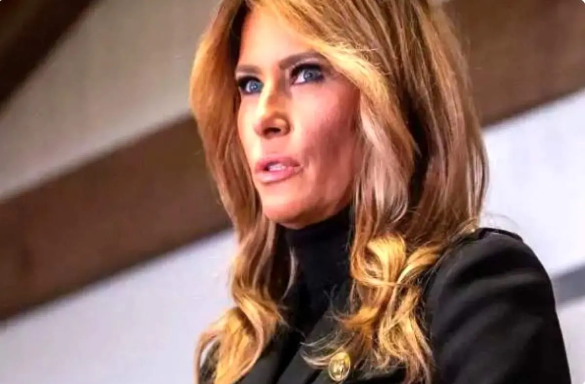 ملانیا ترامپ در مراسم تشییع جنازه پدر شوهرش سال 1999+ عکس