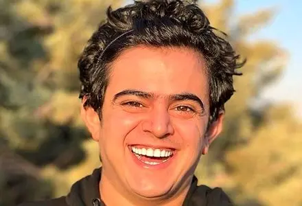 استایل خاص امیرمحمد متقیان در سومین روز  جشنواره فیلم کوتاه تهران 