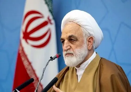 ادای احترام معاون اول قوه قضاییه به مقام شامخ شهدای سرخه