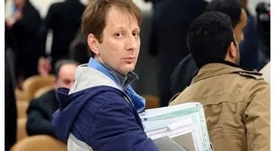 وقتی بابک زنجانی برای فرزین تصمیم می‌گیرد!