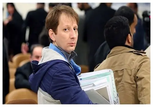 حمله تند بابک زنجانی به رییس بانک مرکزی:  ‌تا دلار ۱۵۰ هزار تومانی فقط دو قدم باقی مانده + عکس