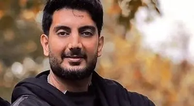 صحنه احساسى هوادار کوچولو در کنسرت فرزاد فرزین
