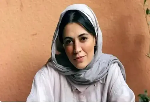 خانم بازیگر ایرانی با سگش در وسط مراسم ازدواجش حاضر شد/عکس