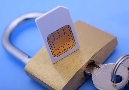 هشدار رئیس پیشین مصالحه افغانستان درباره فشارهای وارده بر مهاجران در ایران+ عکس