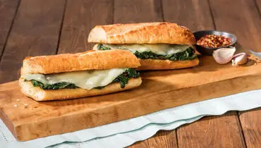 شام امشب با من: ساندویچ مرغ و اسفناج؛ یک طعم بی‌نظیر و متفاوت در خانه شما!