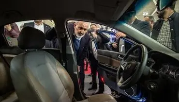 بازدید وزیر صمت از خودرو ایگل کرمان موتور
